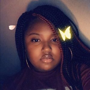 Meet your Posher, Stacey